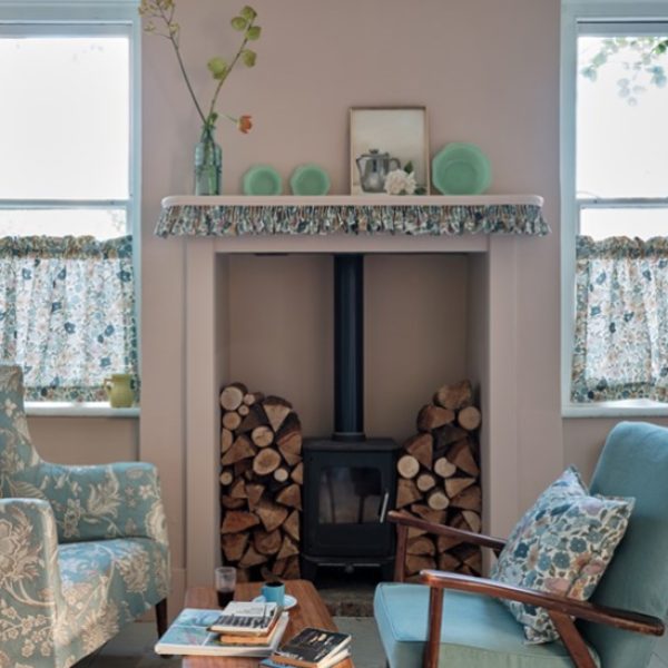 Potted Shrimp No.9906 farrow and ball