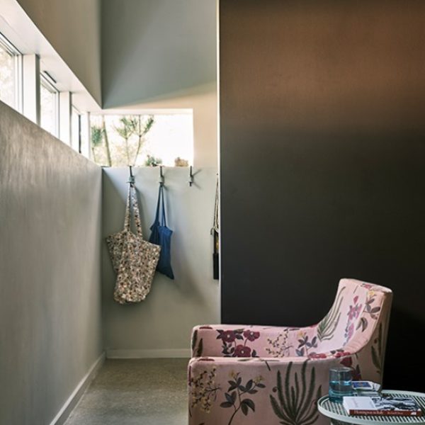 Cola No.9918 farrow and ball