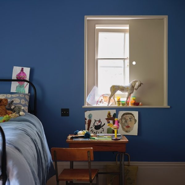 Ultra Marine Blue No.W29 farrow and ball