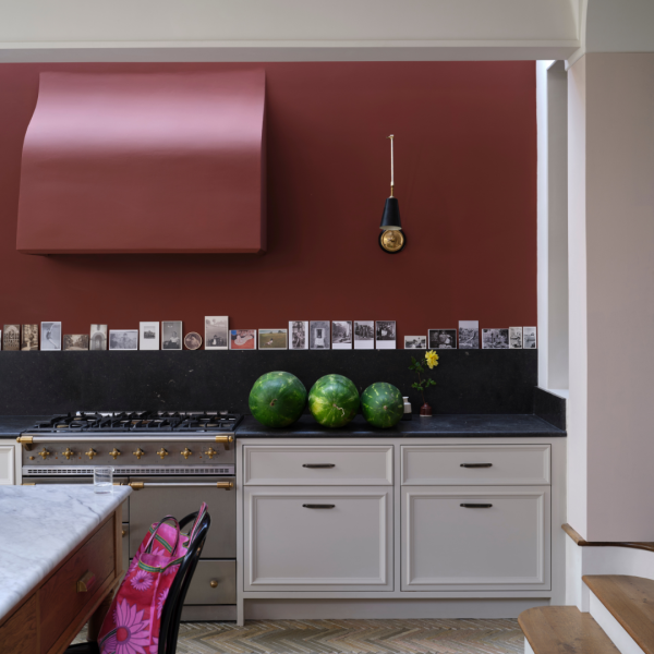 Etruscan Red No.56; Scallop No.311 Farrow & Ball